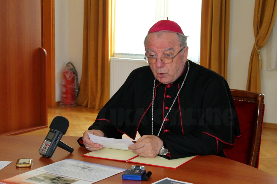 Gospićko-senjski biskup mons. dr. Mile Bogović 