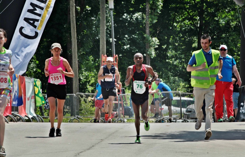 Pobjednik maratona Joel Maina Mwangi 