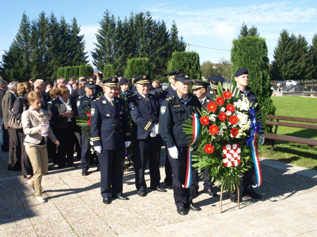 Pol3 | LIKA ONLINE - Najposjećeniji lički portal